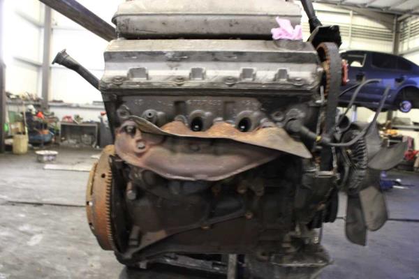 MOTEUR BMW E30 / E36 1.6 ESSENCE ( 4CYLINDRES ) CODE M40B16 / 164E1 - Vue 3